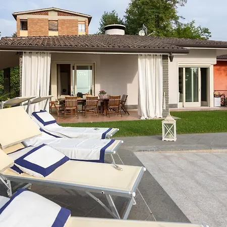 Infinity - Regarda Travel Villa *