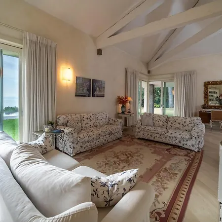 Infinity - Regarda Travel