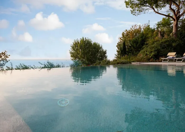 Infinity - Regarda Travel *